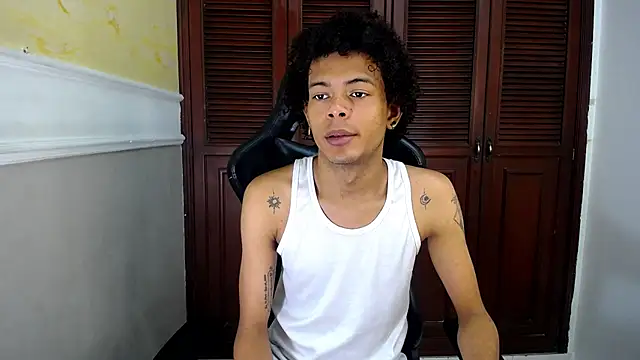 Snapshot of rose_Skinny_ chatting on September 29, 2025, 6:35 pm rose Skinny online show from September 29, 2025, 6:35 pm