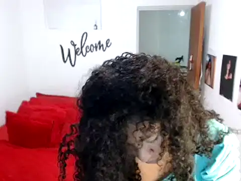 Snapshot of bellacrespalatina chatting on January 5, 2025, 11:44 pm bellacrespalatina online show from January 5, 2025, 11:44 pm