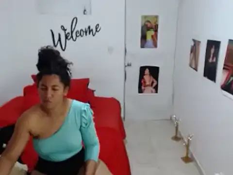 Snapshot of bellacrespalatina chatting on January 11, 2025, 2:41 am bellacrespalatina online show from January 11, 2025, 2:41 am