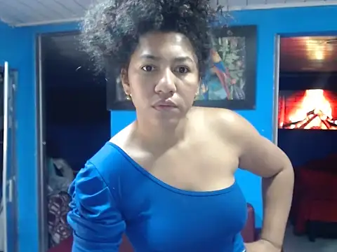 Snapshot of bellacrespalatina chatting on October 21, 2025, 8:31 pm bellacrespalatina online show from October 21, 2025, 8:31 pm