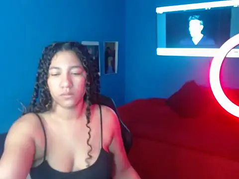 Snapshot of bellacrespalatina chatting on November 9, 2025, 4:05 pm bellacrespalatina online show from November 9, 2025, 4:05 pm