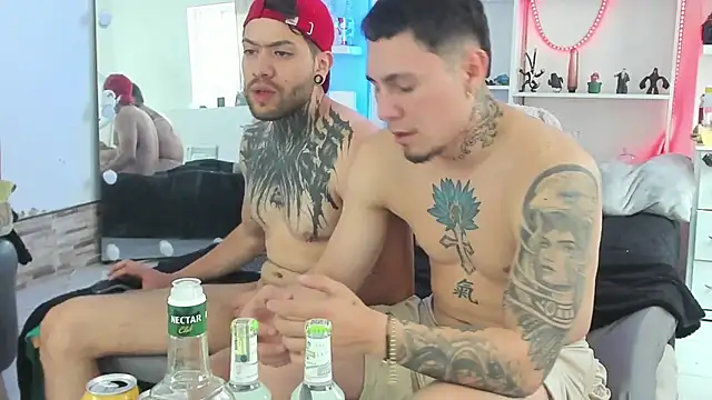 Snapshot of _tatho_perovich_ chatting on December 25, 2024, 12:26 pm tatho perovich online show from December 25, 2024, 12:26 pm