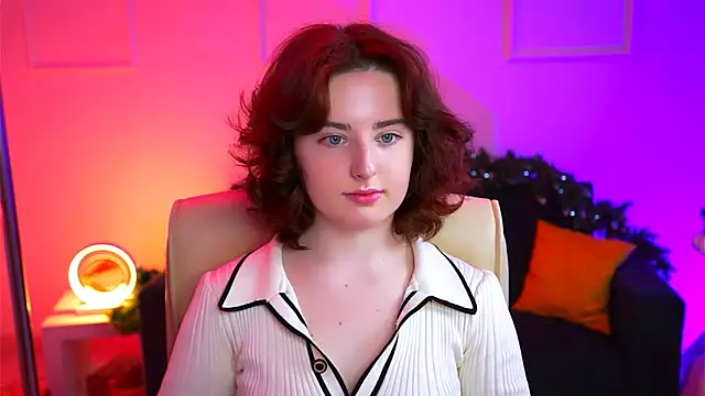 Snapshot of AnnTerry_ chatting on February 4, 2025, 8:46 am AnnTerry online show from February 4, 2025, 8:46 am