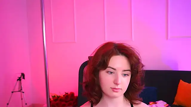 Snapshot of AnnTerry_ chatting on February 18, 2025, 11:22 am AnnTerry online show from February 18, 2025, 11:22 am