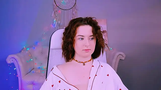 Snapshot of AnnTerry_ chatting on February 25, 2025, 12:34 pm AnnTerry online show from February 25, 2025, 12:34 pm