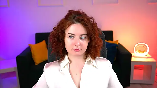 Snapshot of AnnTerry_ chatting on March 5, 2025, 8:43 am AnnTerry online show from March 5, 2025, 8:43 am