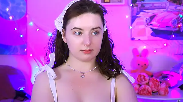 Snapshot of AnnTerry_ chatting on September 11, 2025, 8:36 am AnnTerry online show from September 11, 2025, 8:36 am