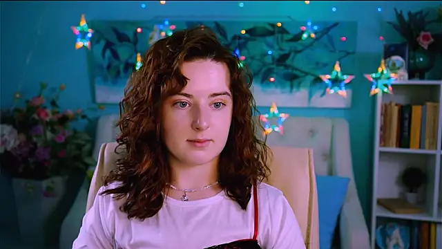 Snapshot of AnnTerry_ chatting on September 19, 2025, 8:27 am AnnTerry online show from September 19, 2025, 8:27 am