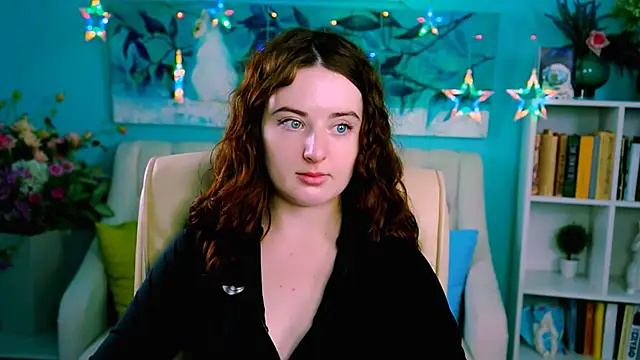 Snapshot of AnnTerry_ chatting on October 17, 2025, 12:19 pm AnnTerry online show from October 17, 2025, 12:19 pm