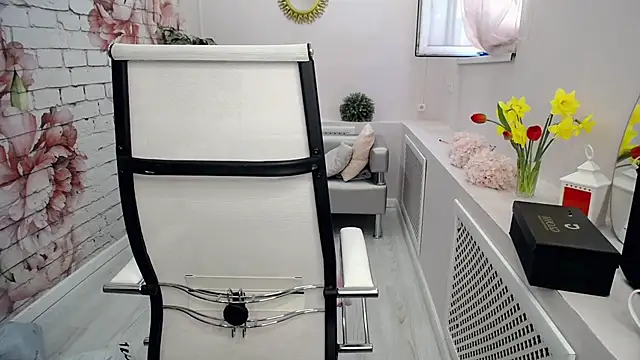 Snapshot of Cutie_Asya chatting on May 11, 2026, 4:29 am Cutie Asya online show from May 11, 2026, 4:29 am