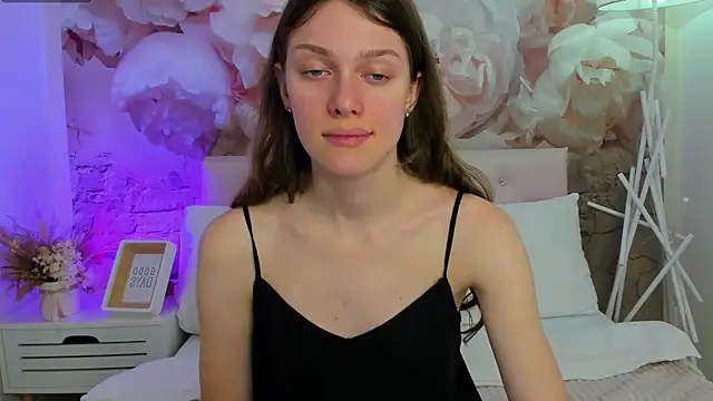 JaneBrowni online show from March 15, 2025, 1:18 pm