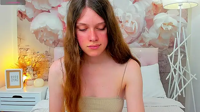 Snapshot of JaneBrowni chatting on June 14, 2026, 12:18 pm JaneBrowni online show from June 14, 2026, 12:18 pm