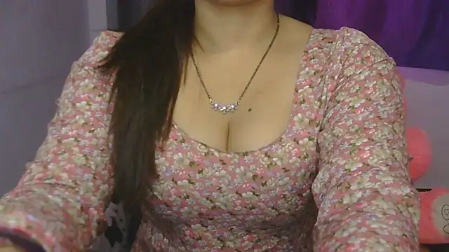 cutie-taara online show from March 20, 2026, 3:44 am