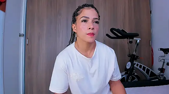 Snapshot of alexafit chatting on March 5, 2025, 8:32 pm alexafit online show from March 5, 2025, 8:32 pm