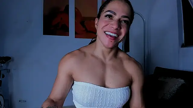 Snapshot of alexafit chatting on November 10, 2025, 7:57 pm alexafit online show from November 10, 2025, 7:57 pm