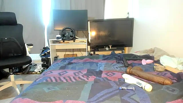 ENGLISHEMILY 69 online show from February 17, 2025, 9:46 am