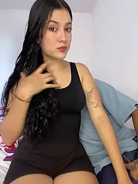 Jonlis01 online show from June 24, 2026, 5:56 pm