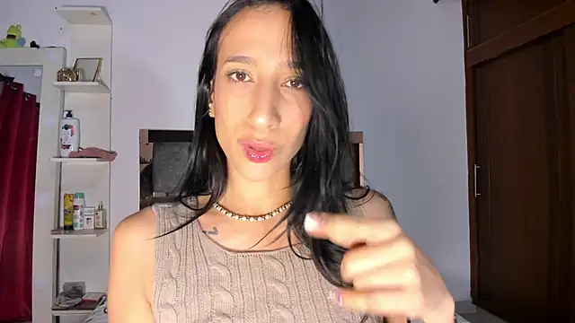 Snapshot of Carol_M8 chatting on February 8, 2025, 3:19 am Carol M8 online show from February 8, 2025, 3:19 am