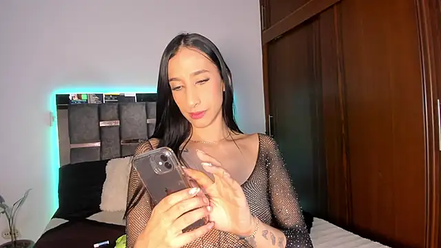 Snapshot of Carol_M8 chatting on March 12, 2025, 1:58 am Carol M8 online show from March 12, 2025, 1:58 am