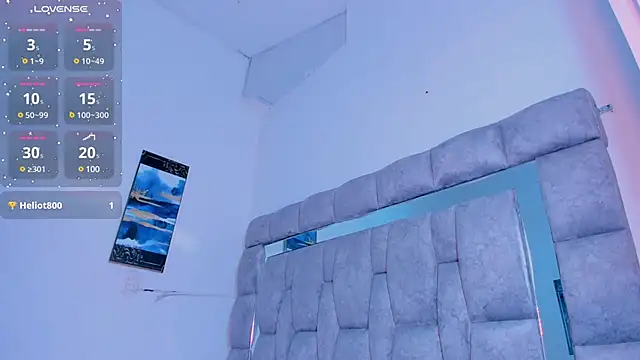 zulyjones online show from March 11, 2025, 9:59 pm