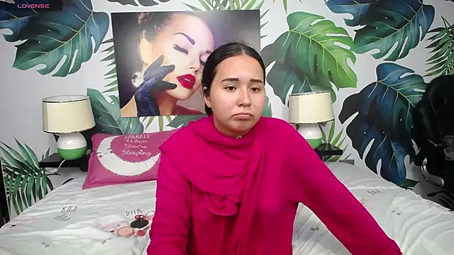 Snapshot of hushaima chatting on January 10, 2025, 7:00 pm hushaima online show from January 10, 2025, 7:00 pm