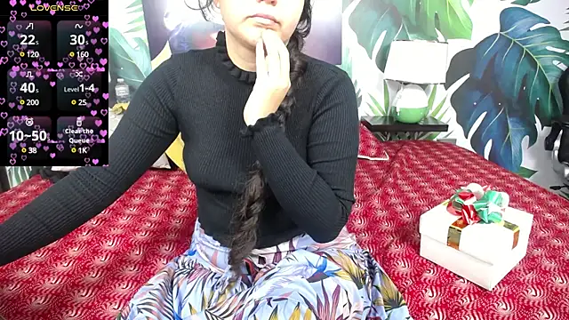 Snapshot of hushaima chatting on January 28, 2025, 8:04 pm hushaima online show from January 28, 2025, 8:04 pm