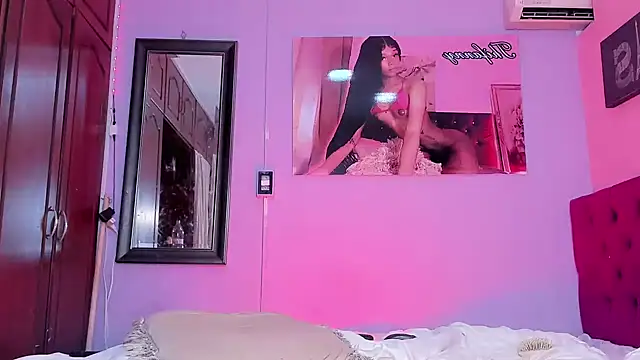 thifanny black online show from February 26, 2025, 12:58 pm