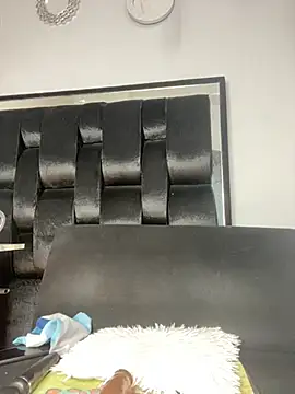 chiquimaturesexy online show from March 17, 2025, 2:01 pm