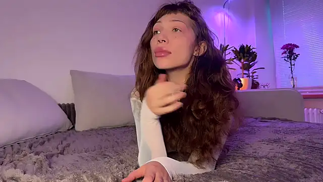 Snapshot of PaulaPratt chatting on November 22, 2025, 6:12 am PaulaPratt online show from November 22, 2025, 6:12 am