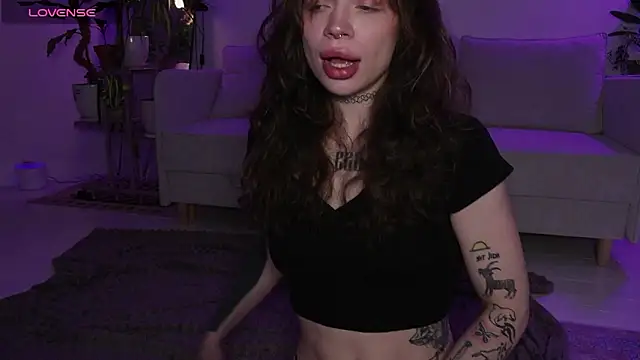 Snapshot of PaulaPratt chatting on February 8, 2026, 4:49 am PaulaPratt online show from February 8, 2026, 4:49 am