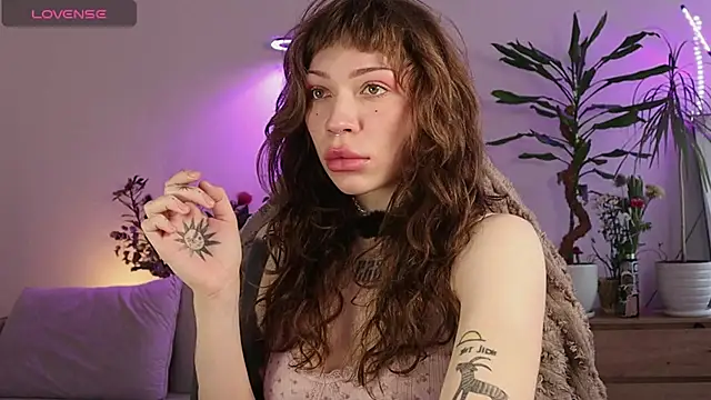 Snapshot of PaulaPratt chatting on March 7, 2026, 5:26 am PaulaPratt online show from March 7, 2026, 5:26 am