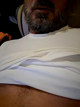 Snapshot of 1talianBeutifulCock chatting on January 1, 2025, 3:35 pm 1talianBeutifulCock online show from January 1, 2025, 3:35 pm