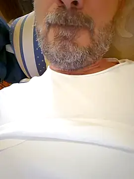 Snapshot of 1talianBeutifulCock chatting on March 3, 2025, 1:20 pm 1talianBeutifulCock online show from March 3, 2025, 1:20 pm