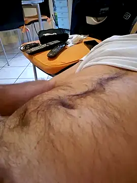 Snapshot of 1talianBeutifulCock chatting on March 10, 2025, 9:53 am 1talianBeutifulCock online show from March 10, 2025, 9:53 am