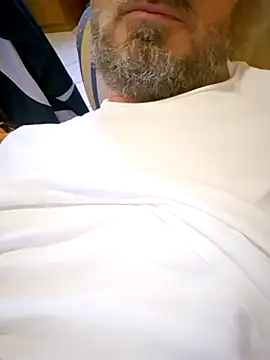 Snapshot of 1talianBeutifulCock chatting on March 15, 2025, 3:59 pm 1talianBeutifulCock online show from March 15, 2025, 3:59 pm