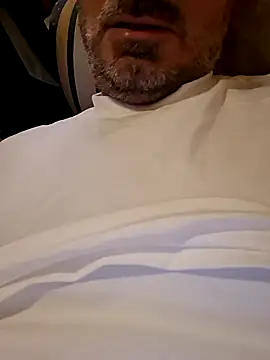 Snapshot of 1talianBeutifulCock chatting on October 22, 2025, 12:38 pm 1talianBeutifulCock online show from October 22, 2025, 12:38 pm