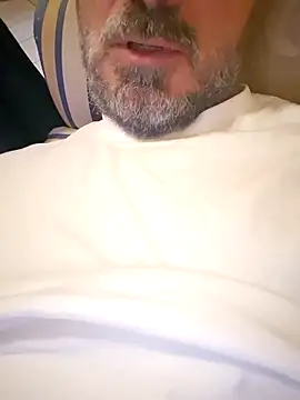 Snapshot of 1talianBeutifulCock chatting on November 21, 2025, 1:21 pm 1talianBeutifulCock online show from November 21, 2025, 1:21 pm