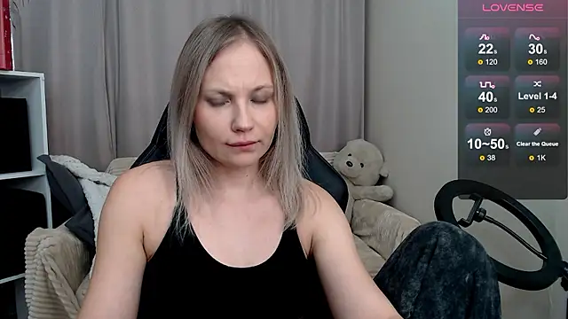 Sunny bunny6 online show from January 13, 2026, 1:16 pm