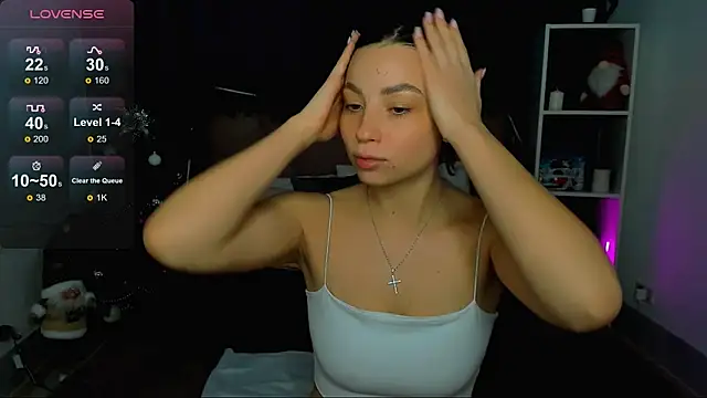 Snapshot of Tanita_Lambic chatting on December 9, 2024, 12:56 am Tanita Lambic online show from December 9, 2024, 12:56 am