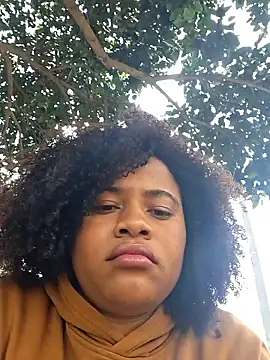 Snapshot of DANIELA_MICHEL chatting on February 17, 2025, 5:21 pm DANIELA MICHEL online show from February 17, 2025, 5:21 pm