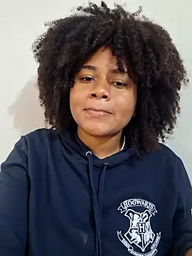 Snapshot of DANIELA_MICHEL chatting on March 19, 2025, 5:17 pm DANIELA MICHEL online show from March 19, 2025, 5:17 pm