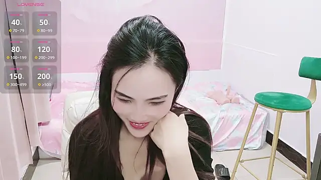 Snapshot of Mimiki-oo chatting on January 31, 2025, 7:50 am Mimiki-oo online show from January 31, 2025, 7:50 am