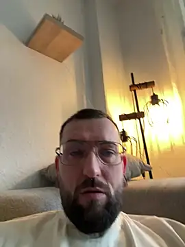 Snapshot of _Haptic_ chatting on January 10, 2025, 8:07 am Haptic online show from January 10, 2025, 8:07 am