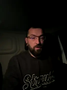 Snapshot of _Haptic_ chatting on November 5, 2025, 4:12 am Haptic online show from November 5, 2025, 4:12 am