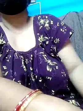 Snapshot of BERRY_00 chatting on February 1, 2025, 1:23 am BERRY 00 online show from February 1, 2025, 1:23 am