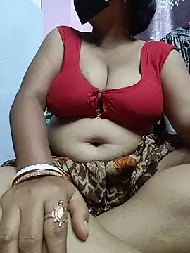 Snapshot of BERRY_00 chatting on July 9, 2026, 5:06 pm BERRY 00 online show from July 9, 2026, 5:06 pm