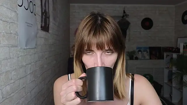 Snapshot of Nika_Kitten chatting on May 6, 2026, 11:04 am Nika Kitten online show from May 6, 2026, 11:04 am