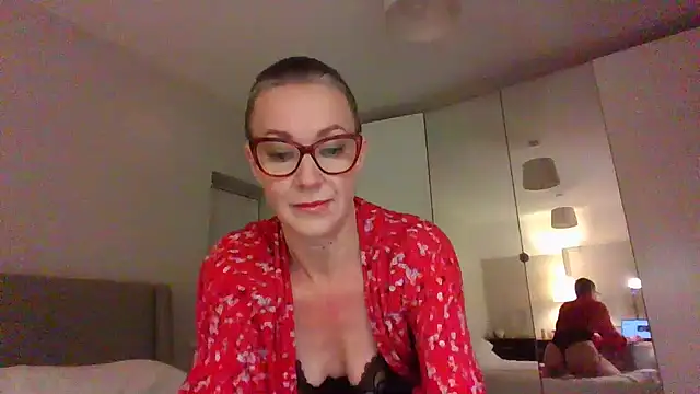 Snapshot of ELEGANT-ARIA36 chatting on January 6, 2025, 5:27 pm ELEGANT-ARIA36 online show from January 6, 2025, 5:27 pm