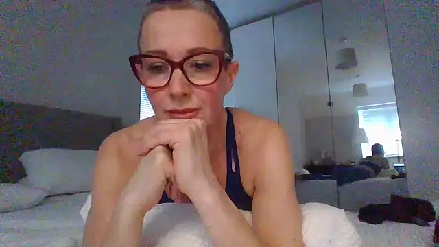 Snapshot of ELEGANT-ARIA36 chatting on January 13, 2025, 3:15 pm ELEGANT-ARIA36 online show from January 13, 2025, 3:15 pm