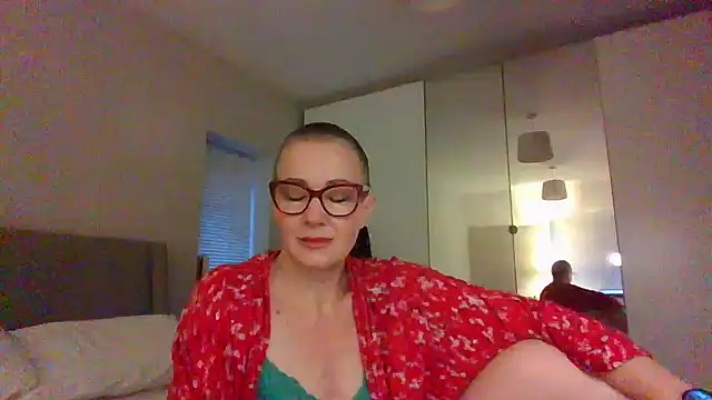 Snapshot of ELEGANT-ARIA36 chatting on January 21, 2025, 8:08 am ELEGANT-ARIA36 online show from January 21, 2025, 8:08 am